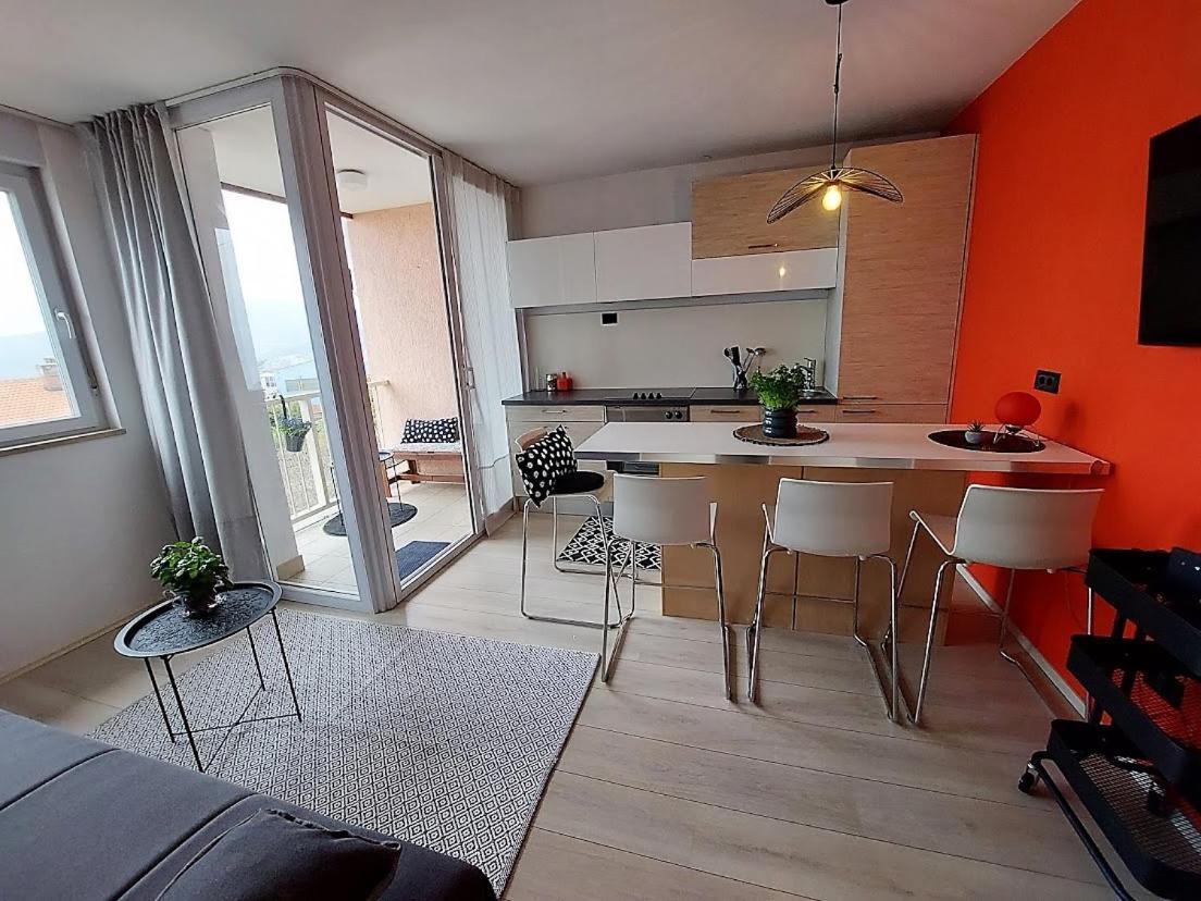 Urban Nest, Sunny Apartment 4 Stars ริเยกา ภายนอก รูปภาพ